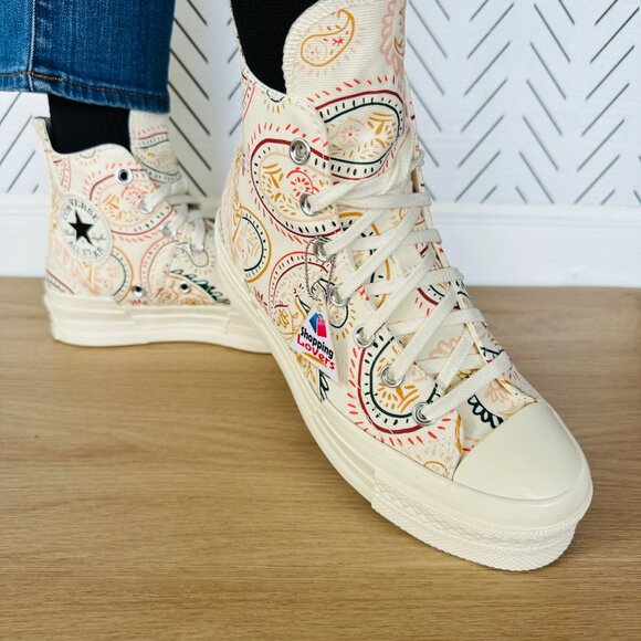 ⭐Converse Chuck 70 Plus Hi 9.5 Women Shoes Beige Floral Paisley Sneakers A08172C - Picture 4 of 11